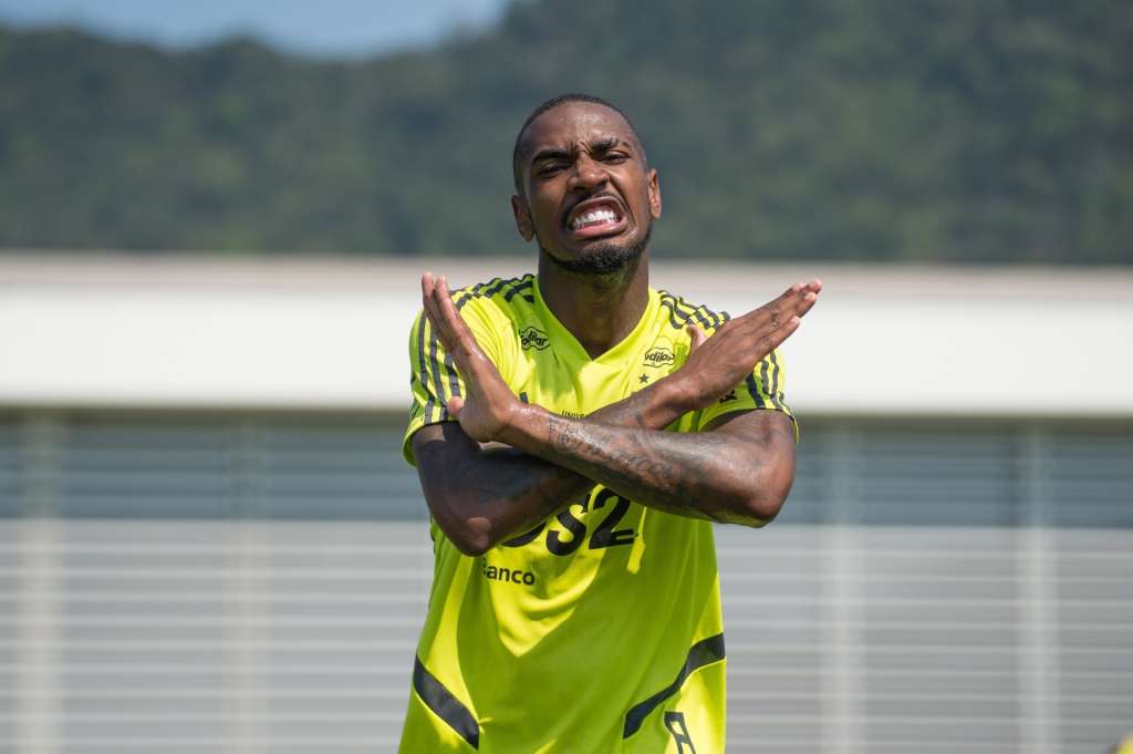 Branco nega retaliação da CBF a Gerson - Alexandre Vidal / CR Flamengo