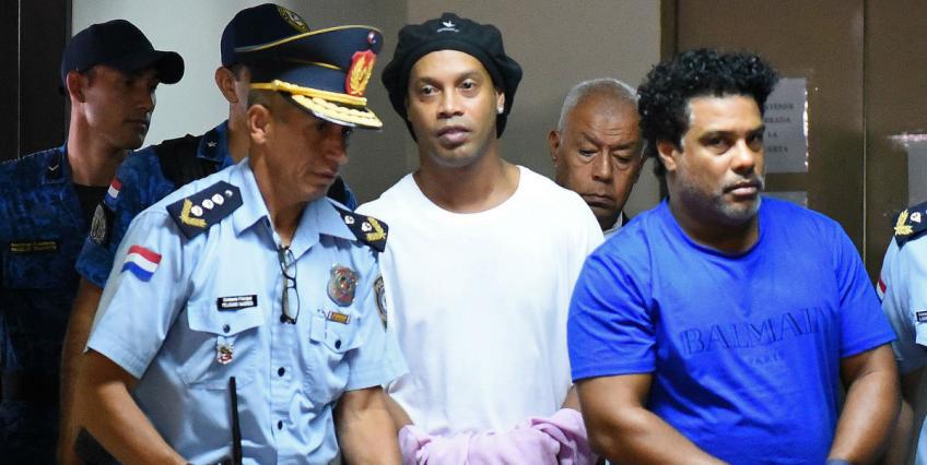 MP rejeita pedido de transferência para prisão domiciliar de Ronaldinho Gaúcho