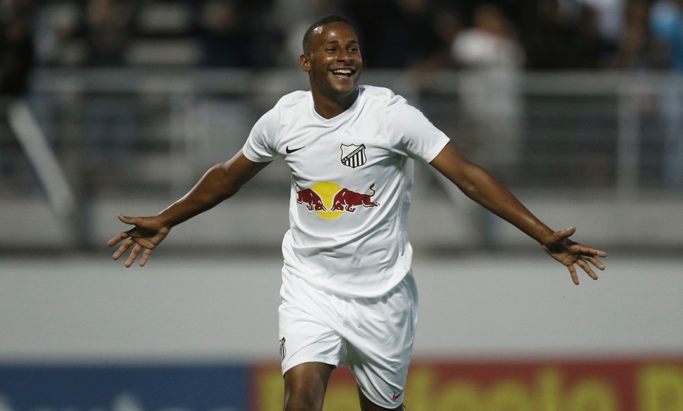 Paulista A2: Sem poder ser inscrito pelo Red Bull, atacante segue no Bragantino