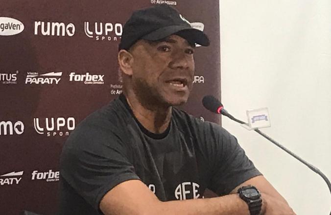 Copa do Brasil: Técnico da Ferroviária projeta jogo duro contra o América-MG