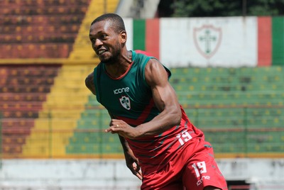 Paulista A2: Lateral revela cobrança interna dentro da Portuguesa