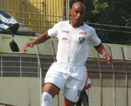 Paulista A3: Já pensando no Velo, lateral destaca rendimento do EC São Bernardo