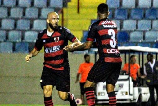 Oeste luta contra tabu para sobreviver no Paulistão (Foto: Jefferson Vieira)