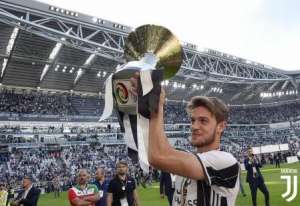 Italiano: Daniele Rugani, zagueiro da Juventus, é diagnosticado com coronavírus