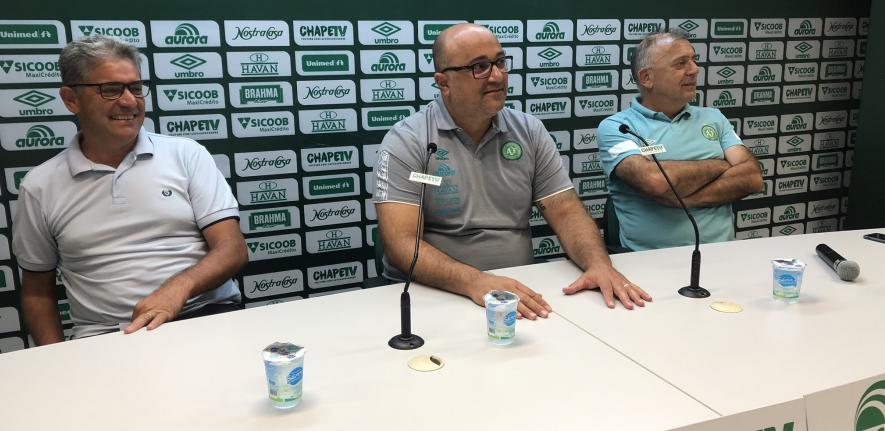 Coordenador técnico fala em crescimento na Chape e promete reforços pontuais