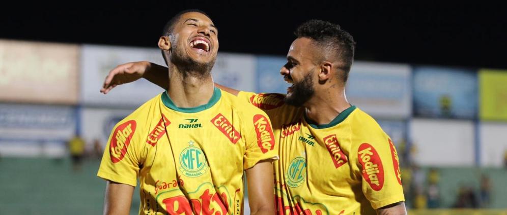 Rafael Silva elogia Santo André e prevê confronto equilibrado pelo Paulistão