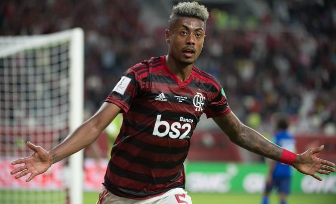 Bruno Henrique depõe por três horas por causa de carteira de motorista falsa