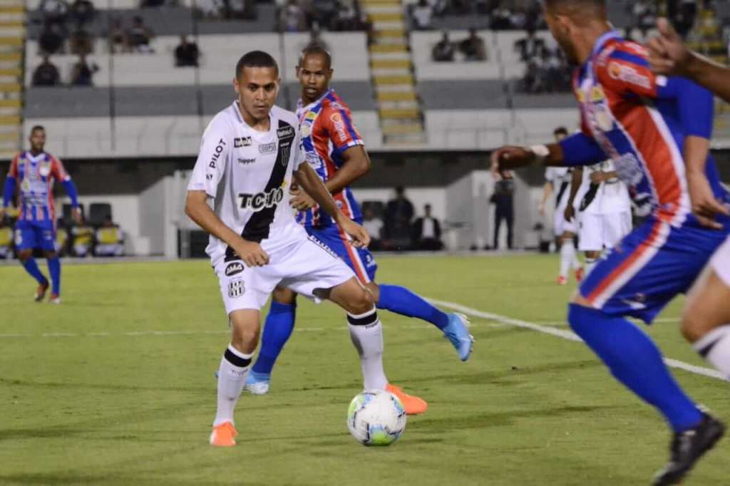 Ponte Preta ganhou fácil do Afogados no Moisés Lucarelli (Foto: Álvaro Jr./Ponte Press)