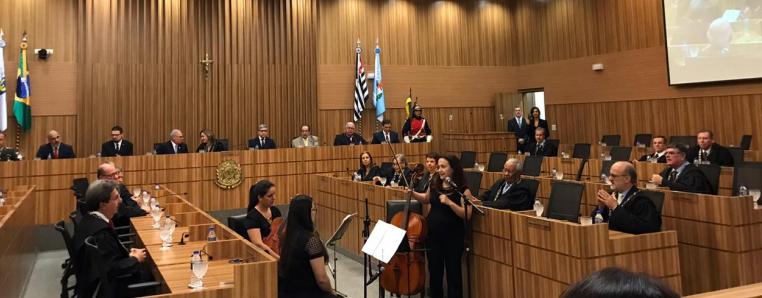 Plenário do TRT esteve lotado