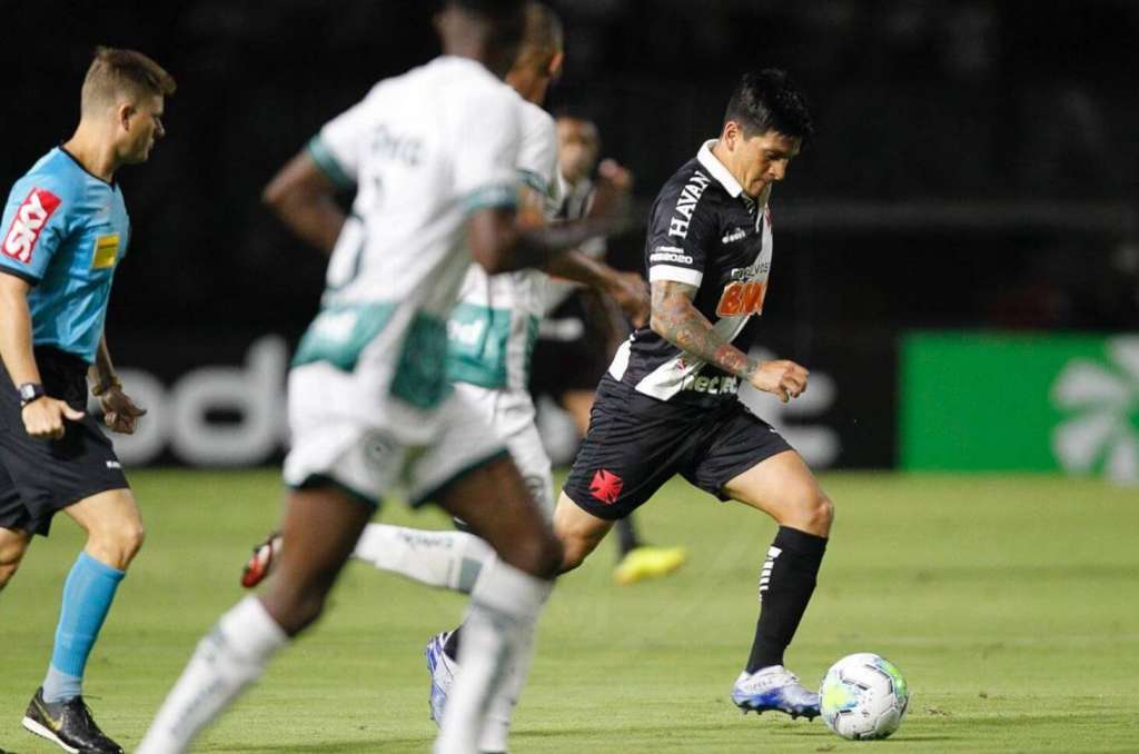 O Vasco foi derrotado pelo Goiás no São Januário