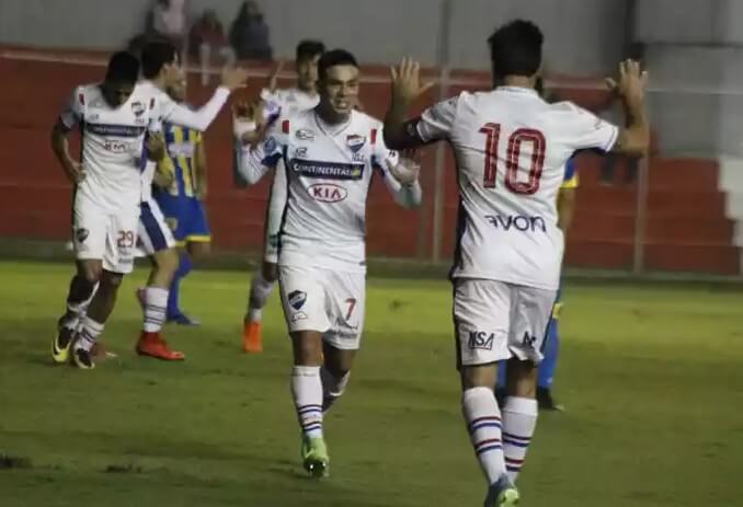 Pernambucano: Atacante paraguaio é anunciado como novo reforço do Santa Cruz