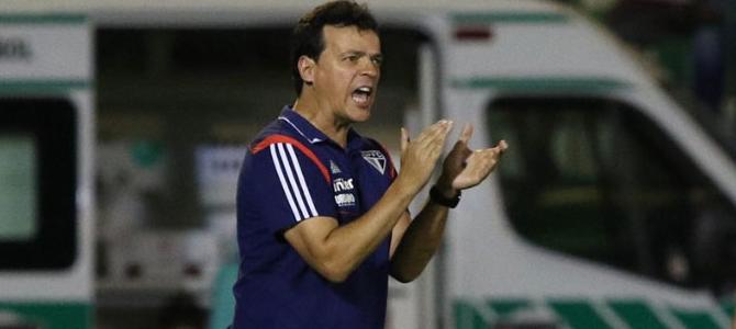 Fernando Diniz tem Vitor Bueno como dúvida no São Paulo para enfrentar o Santos