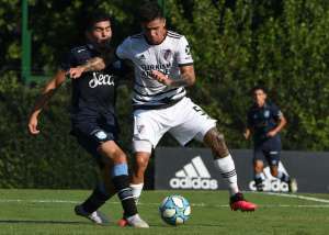 River Plate se recusa a jogar torneio na Argentina e recebe apoio de Maradona