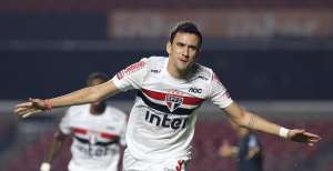 PAULISTÃO: São Paulo supera Santos em noite inspirada de Pablo; Palmeiras tropeça