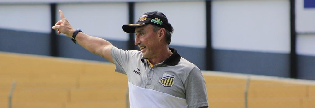 Roberto Fonseca mantém esperança e lamenta Grupo da Morte no Paulistão