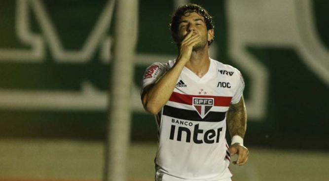 Após paralisação no Paulistão, clubes suspendem treinos e orientam jogadores