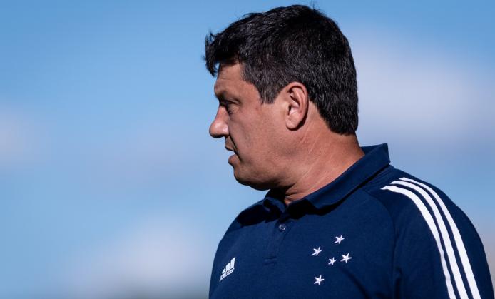 Adilson critica elenco 2019 do Cruzeiro e revela apoio de São Paulo e Palmeiras