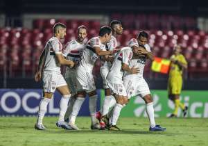 Embalado, São Paulo tenta não perder o ritmo com pausa nos campeonatos