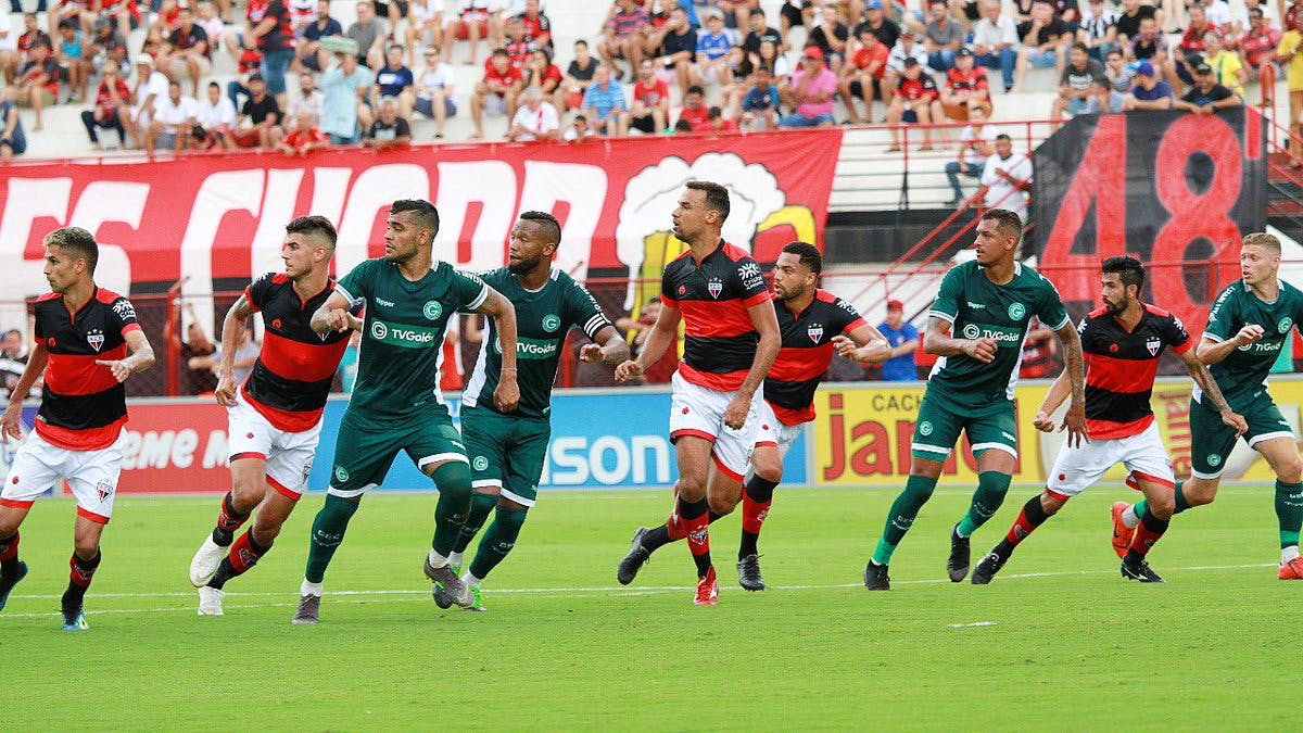 Após Goiás ameaçar não entrar em campo, FGF paralisa o Campeonato Goiano