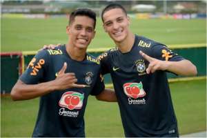 Com parada, Pedrinho e Antony podem não jogar mais por Corinthians e São Paulo