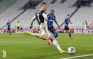 Cristiano Ronaldo segue como conta de famoso mais seguida do Instagram