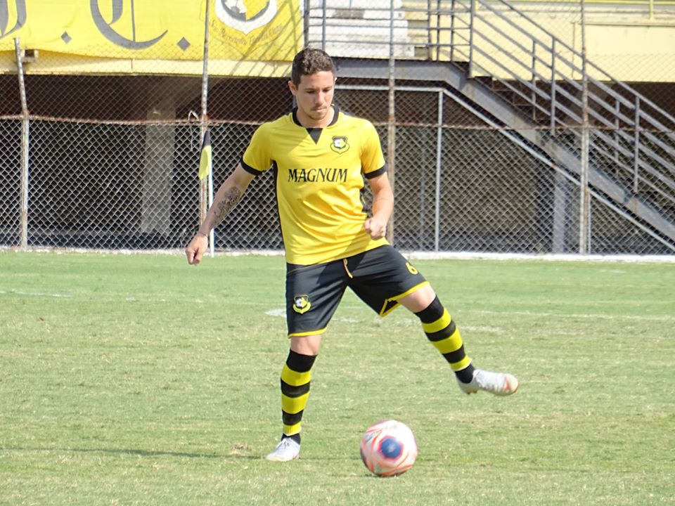 O São Bernardo assumiu a liderança do estadual antes da paralisação 