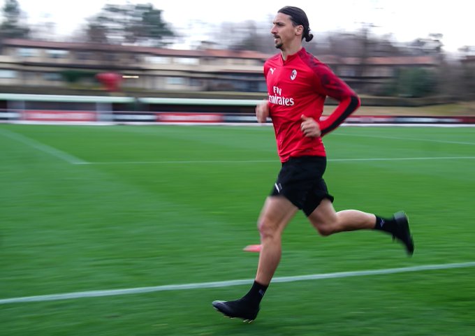 Ibrahimovic anuncia criação de um fundo para ajudar no combate ao coronavírus