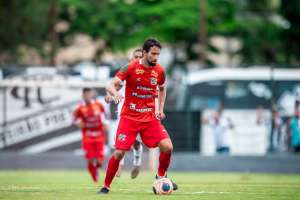 Paulista A3: Atacante do Velo Clube comenta paralisação e revela treinos caseiros