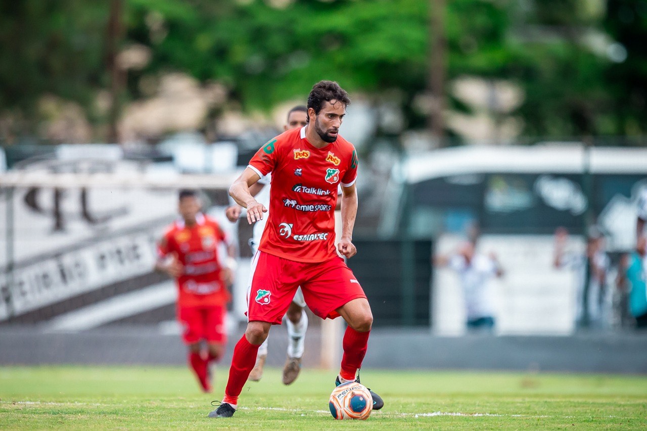 Paulista A3: Atacante do Velo Clube comenta paralisação e revela treinos caseiros