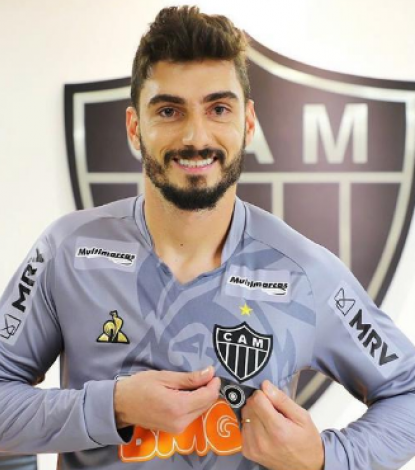 Após ser chamado de traidor e mercenário, goleiro revela motivos da saída do Cruzeiro