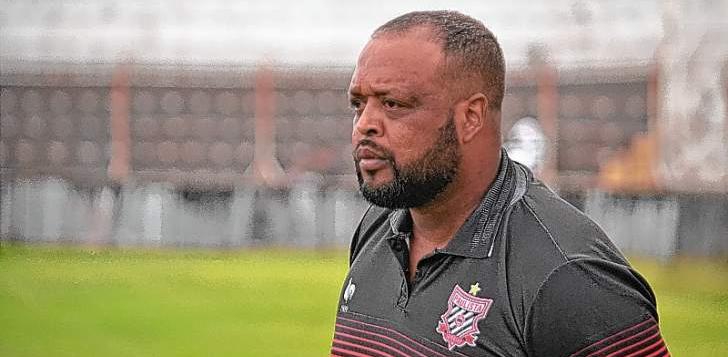 Edson Fio conquistou a Segundona Paulista de 2019 com o Paulista, mas não conseguiu repetir o bom desempenho no Paulista A3 de 2020