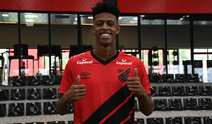 Paranaense: Zagueiro do Athletico e seleção olímpica pode sair por R$ 43 milhões