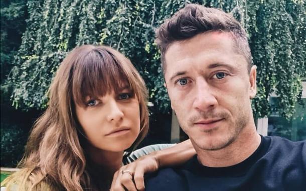 Robert Lewandowski anuncia doação de 1 milhão de euros para combate ao coronavírus