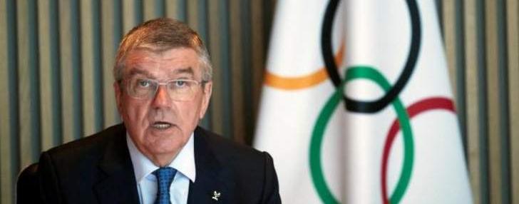 Presidente do COI resiste à ideia de adiar Olimpíada: ‘Não é jogo de futebol’