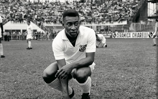 Pelé, Garrincha, Raí, Sócrates… Times da Série A elegem quatro de seus ídolos