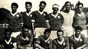 Em 1932, futebol paulista parou para mudar a história do Brasil