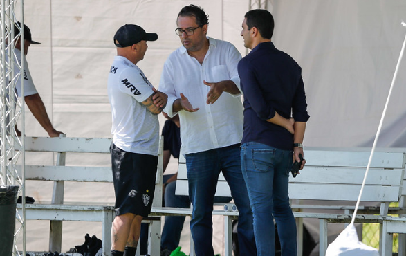 Mattos diz já manter contato próximo a Sampaoli no Atlético-MG