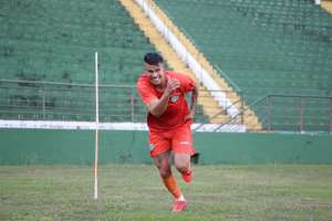 Thallyson admite sondagem do Sport, mas mira permanência: 'Quero ficar no Guarani'
