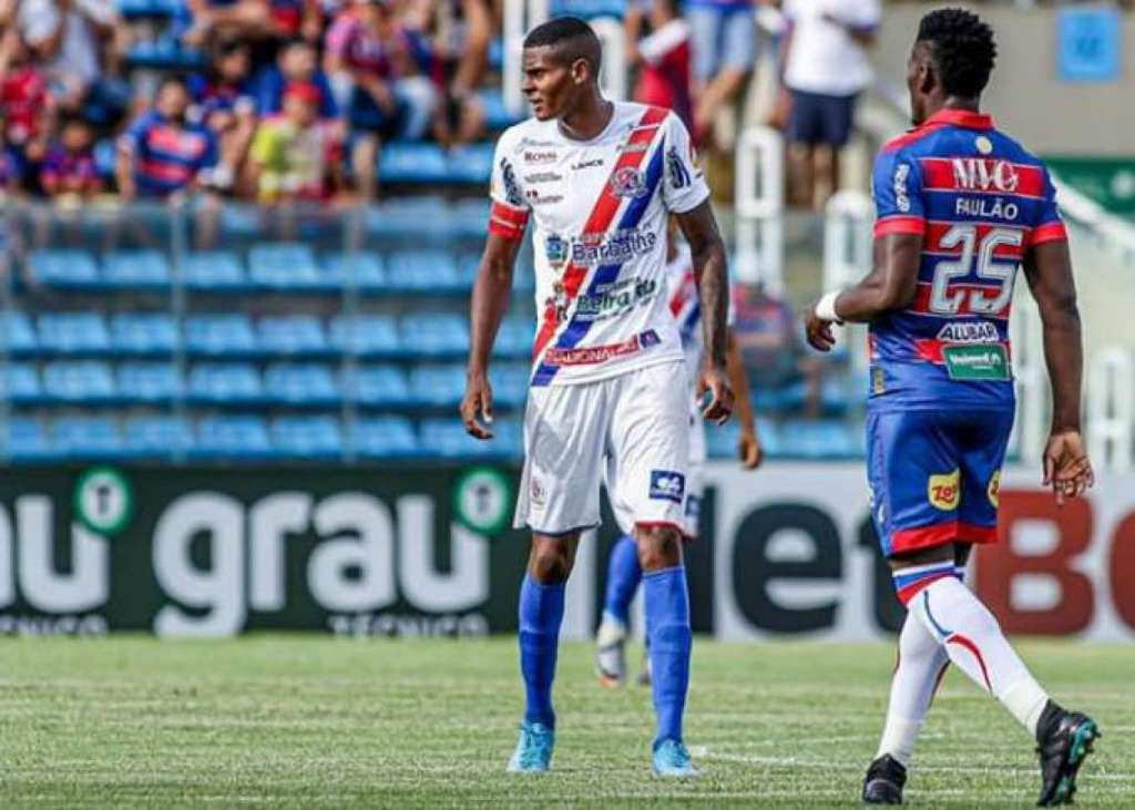 Cléber já marcou sete gols com a camisa do Barbalha