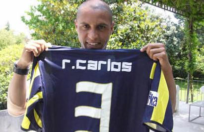 Roberto Carlos vê Flamengo como exemplo e minimiza importância de Jorge Jesus