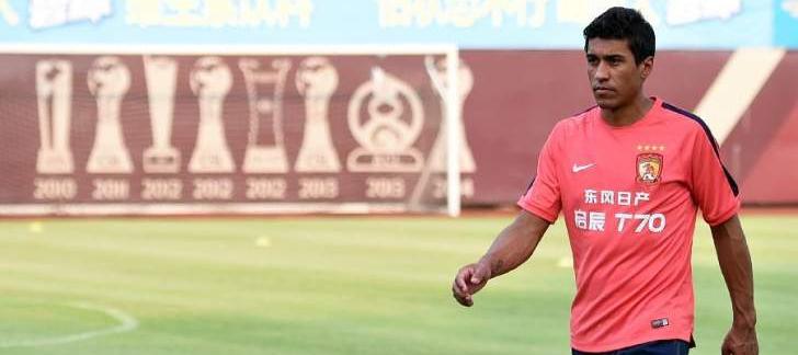 Volante ex-Barcelona e Corinthians manda recado contra o Covid-19: “Depende de nós”