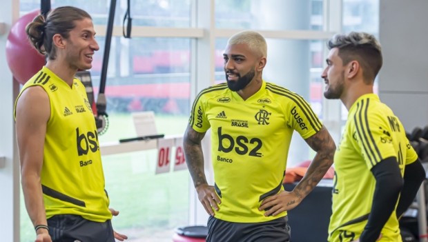 Flamengo dá férias coletivas aos jogadores até 20 de abril
