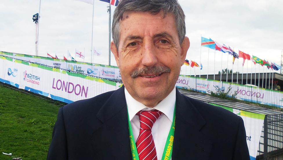 Presidente da Federação Internacional de Canoagem é internado por covid-19