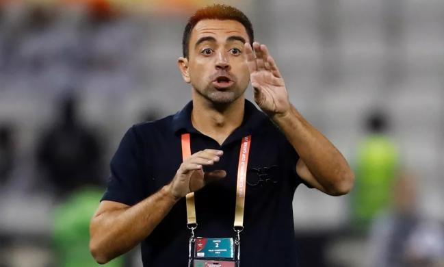 Xavi diz que só treina Barcelona ‘do zero’ e põe Neymar em seu time dos sonhos