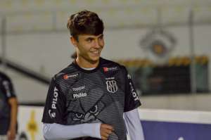 Em quarentena, Zanocelo confia em reabilitação da Ponte Preta: 'Falta a bola entrar'