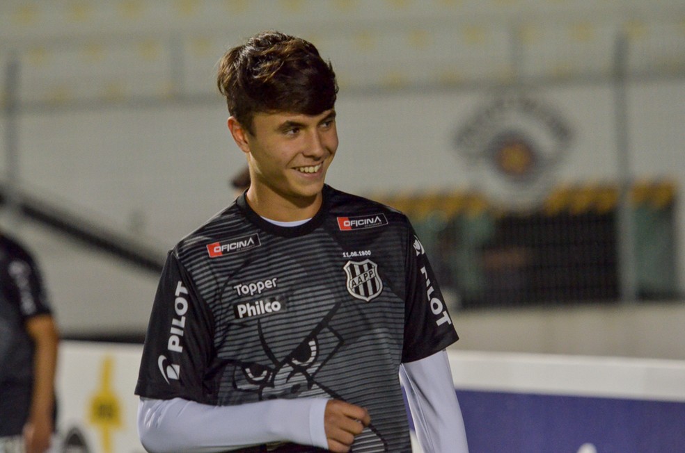 Em quarentena, Zanocelo confia em reabilitação da Ponte Preta: ‘Falta a bola entrar’