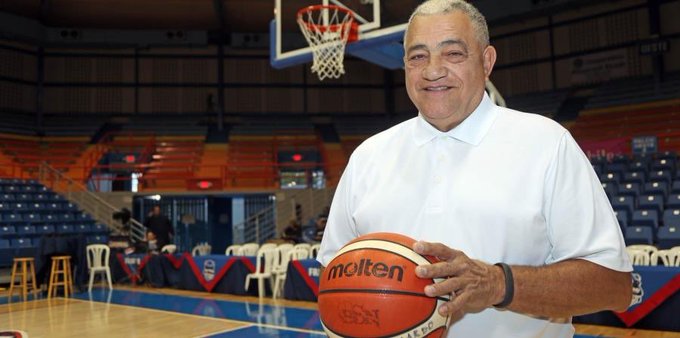 Técnico de basquete porto-riquenho Flor Meléndez dá positivo para coronavírus