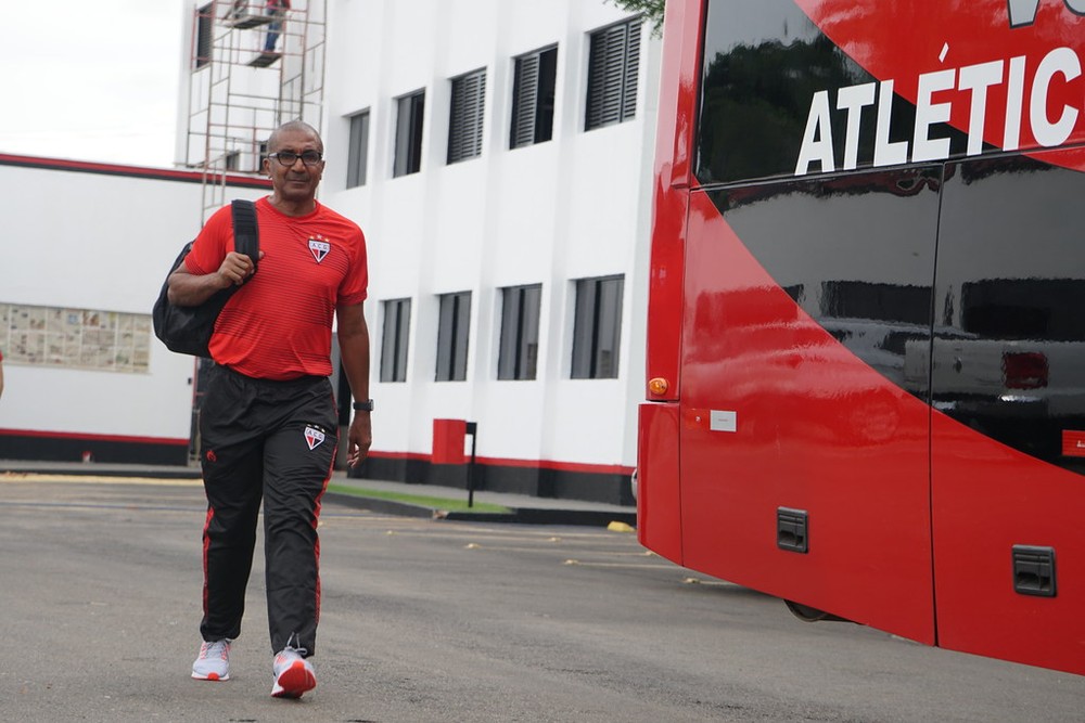 Goiano: Atlético define esfriar procura por treinador em meio à paralisação