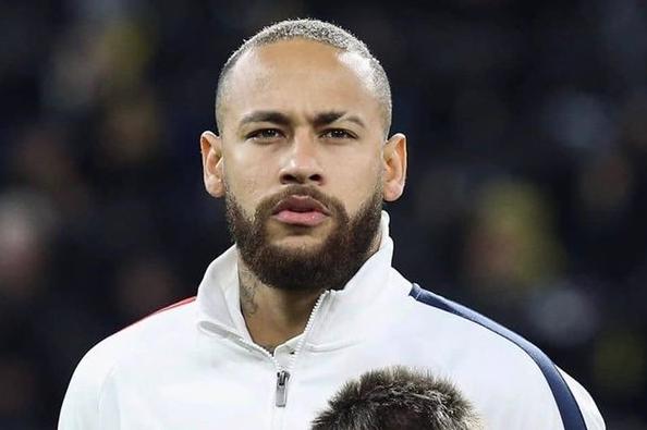 Neymar defende Prior e Manu e acaba sendo chamado de arregão por 'parças'