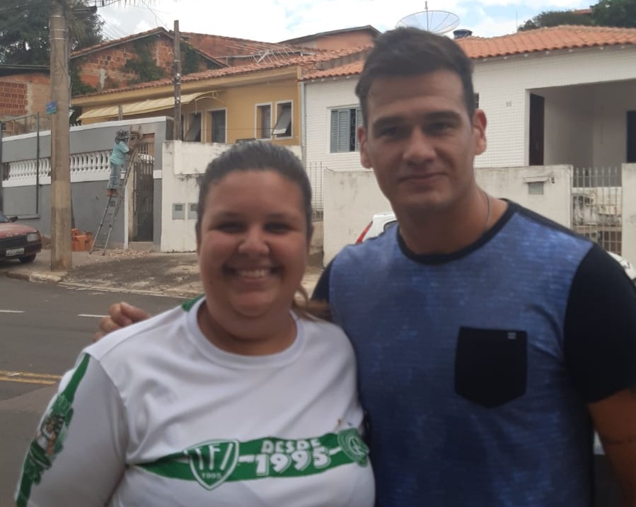 Contra Covid-19, goleiro do Guarani abraça campanha da torcida e doa alimentos